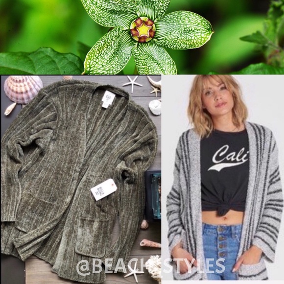 Billabong Sweaters - 🌴🌼BILLABONG- CHRISTMAS CARDIGAN/SWEATER 🌼🌴